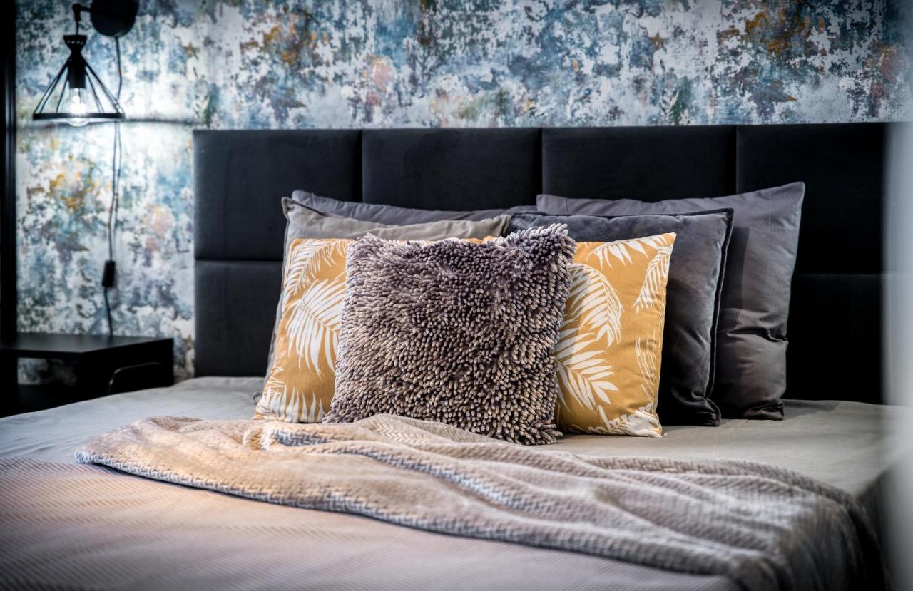 Apartament Siesta ทอรูน ภายนอก รูปภาพ
