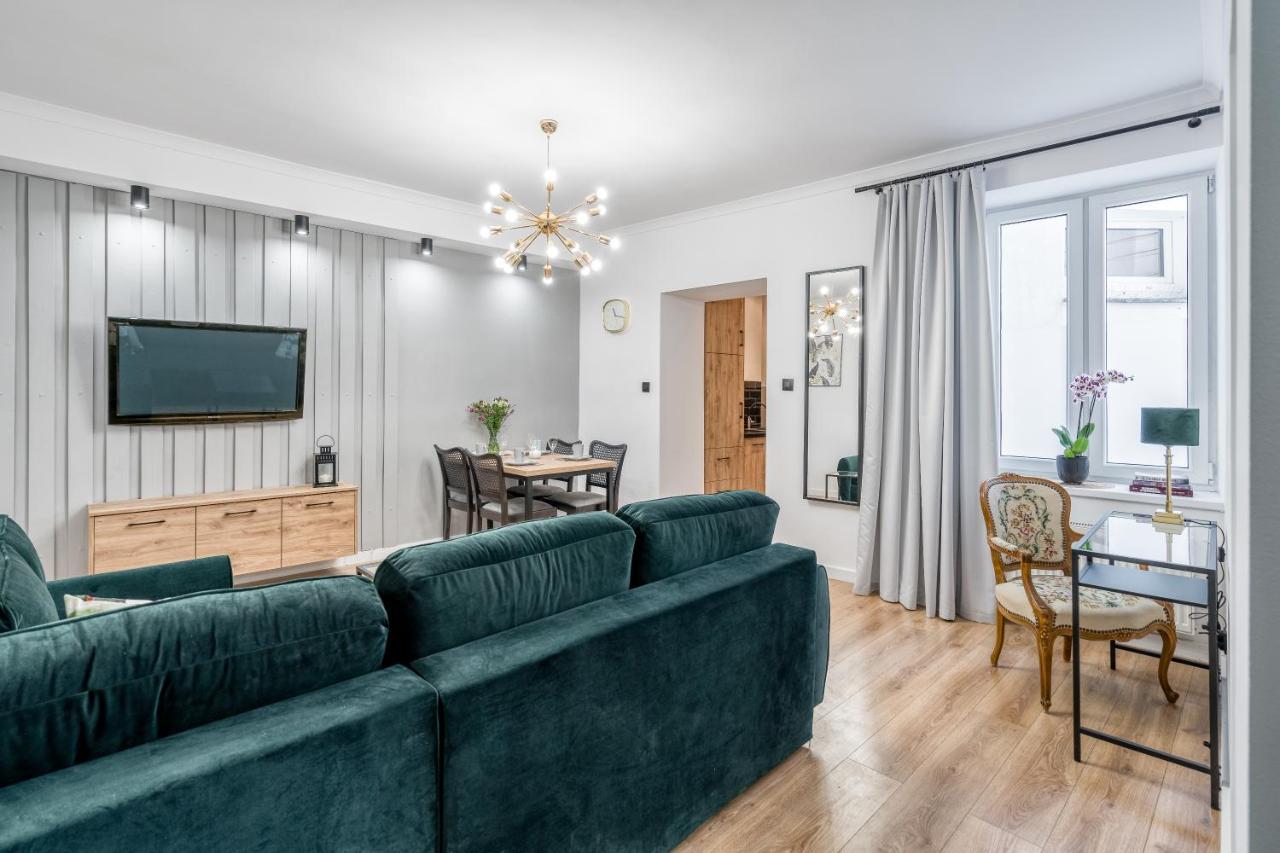 Apartament Siesta ทอรูน ภายนอก รูปภาพ