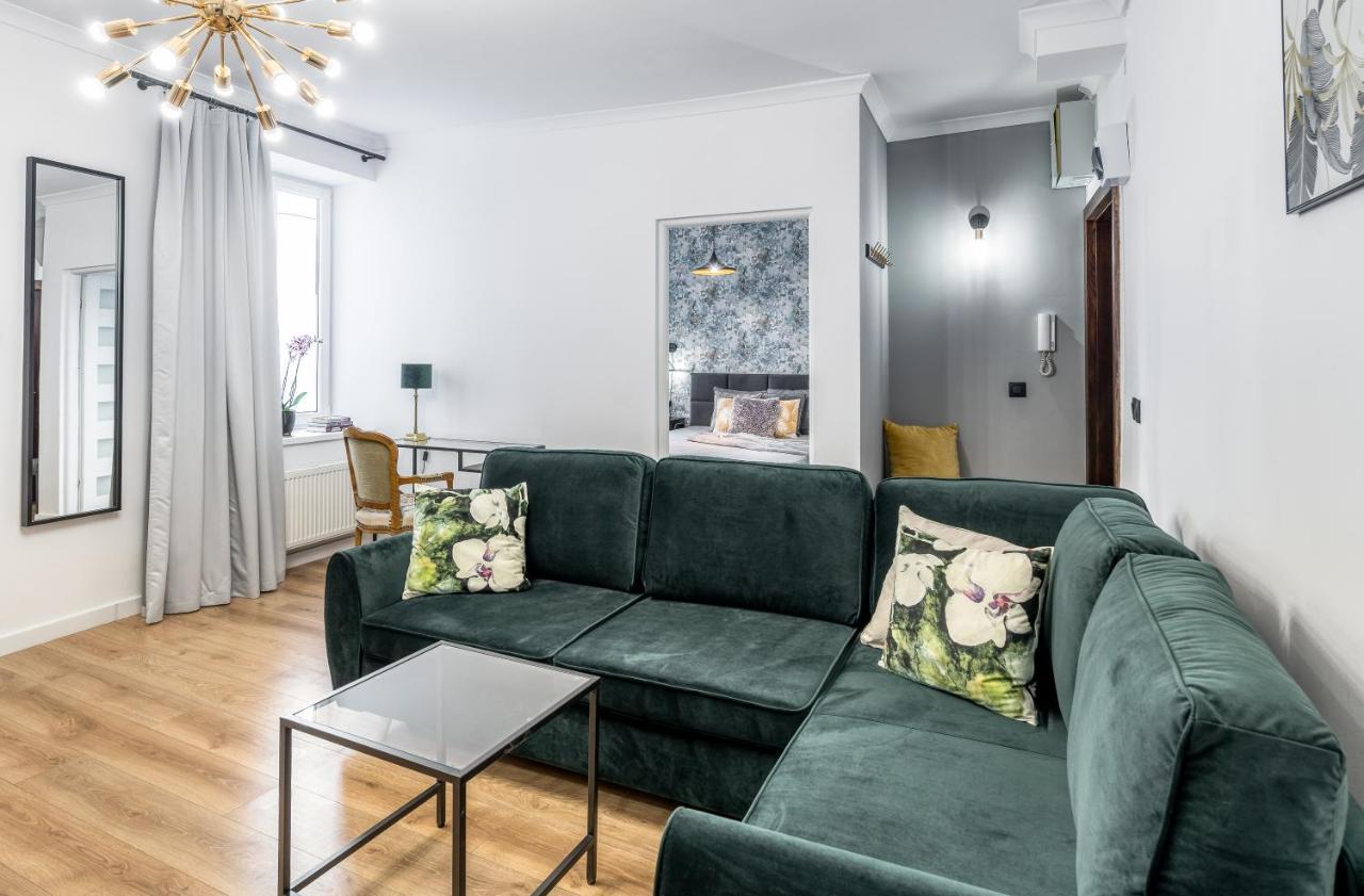 Apartament Siesta ทอรูน ภายนอก รูปภาพ