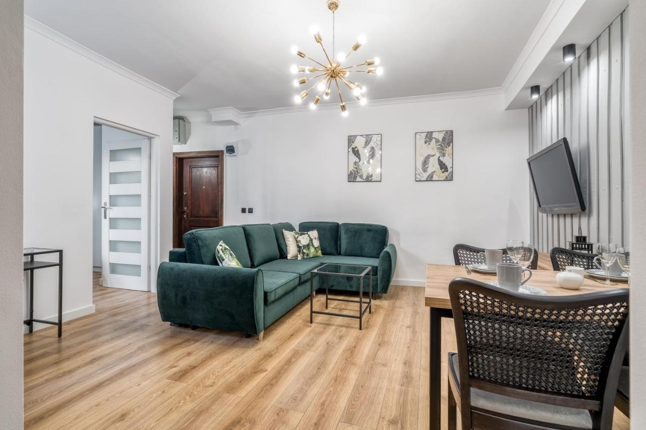Apartament Siesta ทอรูน ภายนอก รูปภาพ