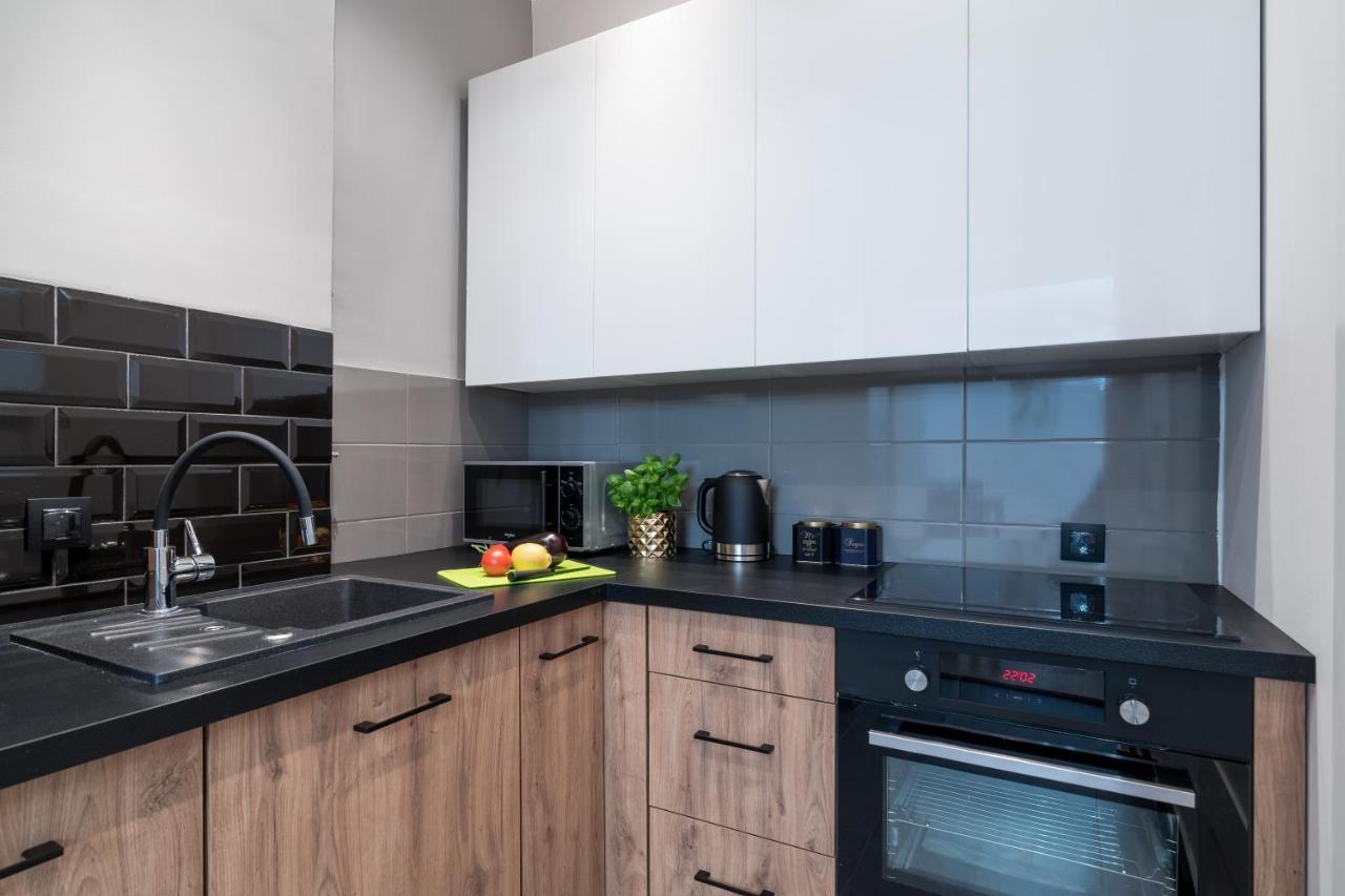 Apartament Siesta ทอรูน ภายนอก รูปภาพ